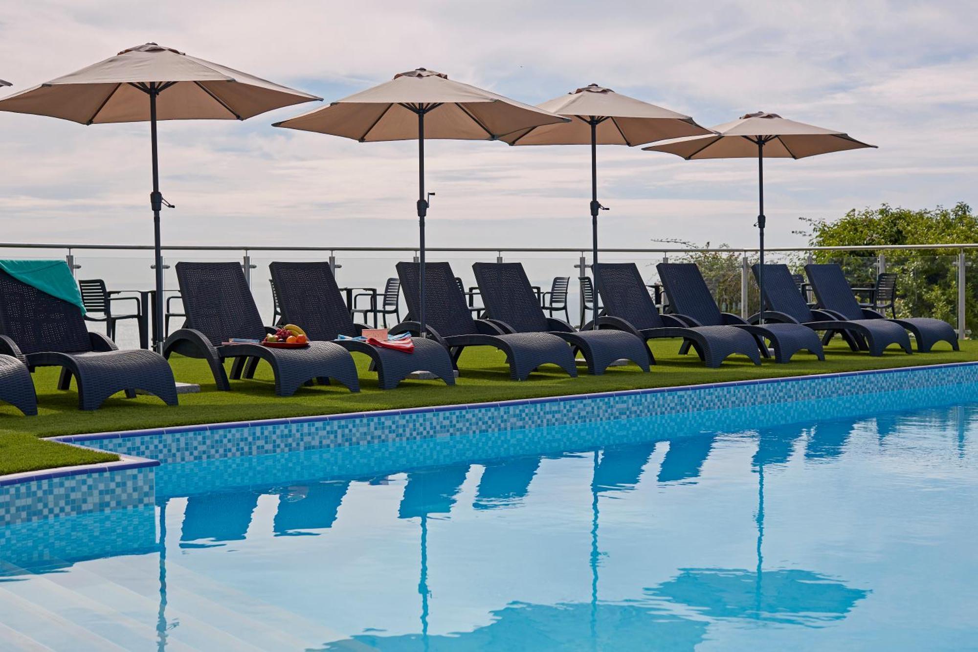 Hotel Luccombe Hall 4*